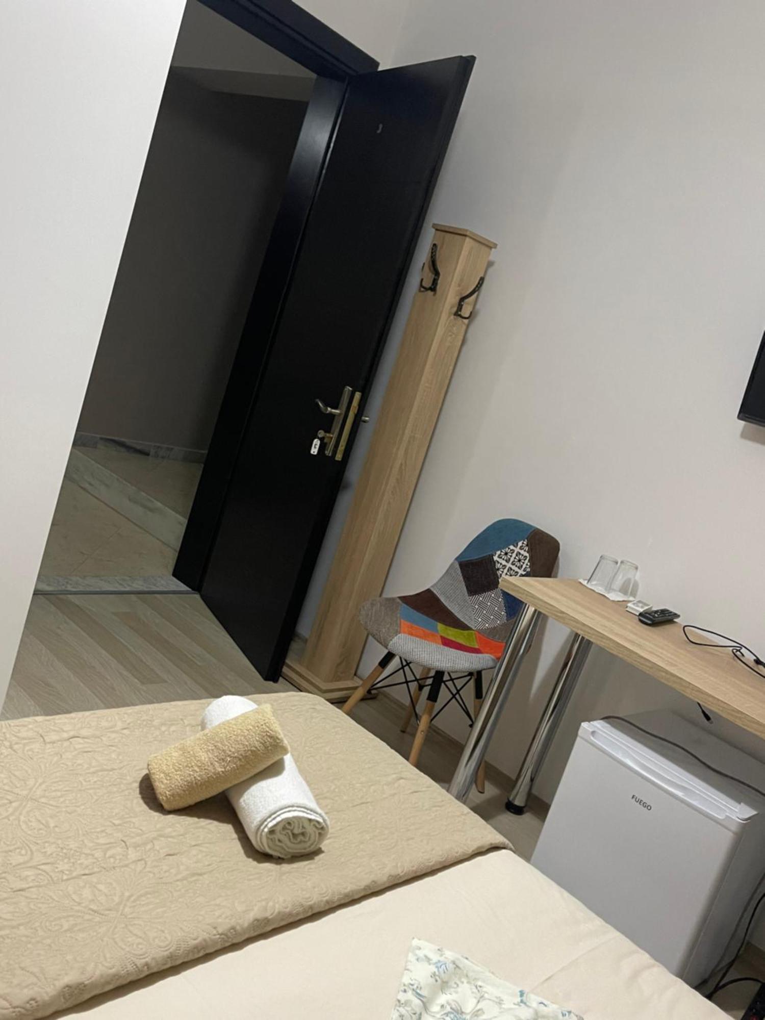 Small Hotel Ora Pogradec Extérieur photo