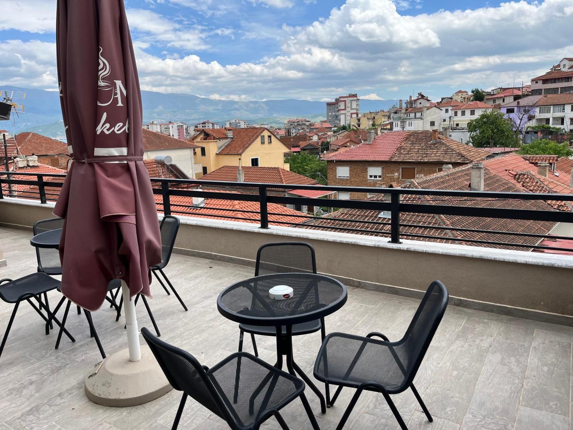 Small Hotel Ora Pogradec Extérieur photo